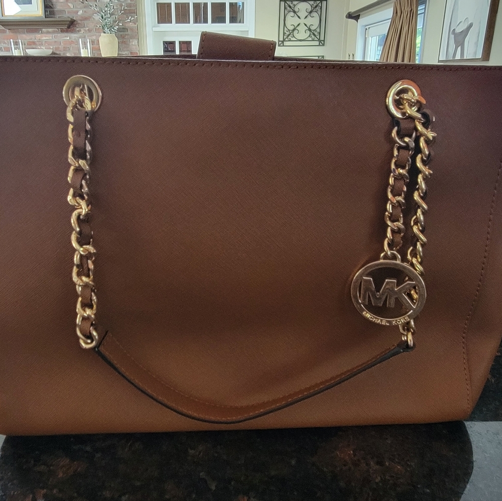 Michael Kors Tote